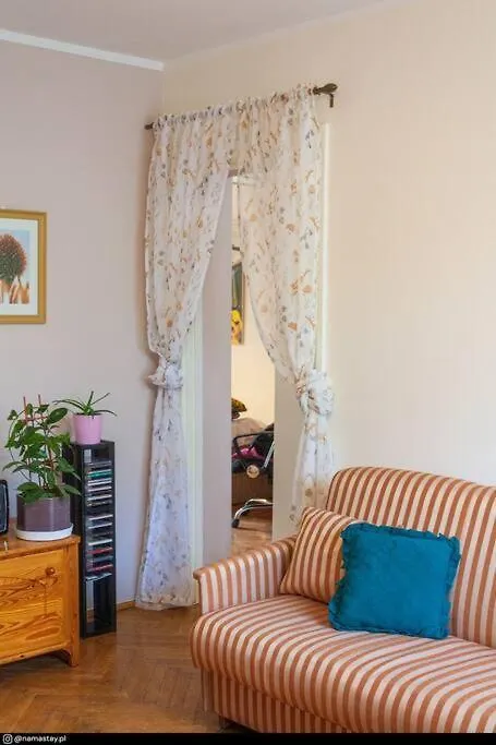 Spacious Retro Flat Close To National Stadium Warsaw Poland