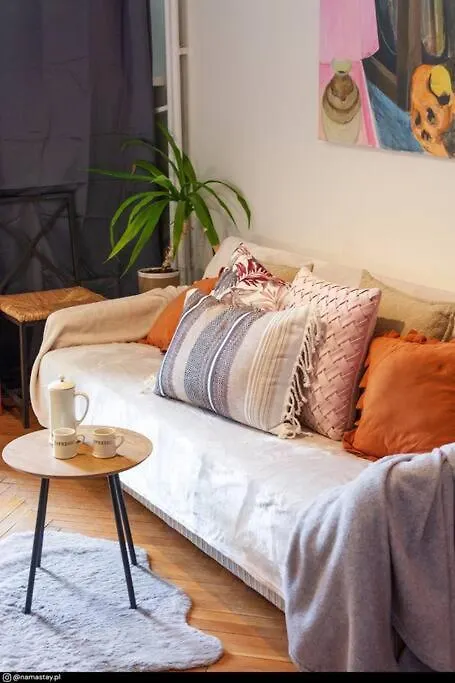 Spacious Retro Flat Close To National Stadium Warsaw Apartment