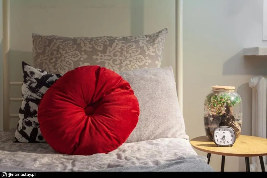 Spacious Retro Flat Close To National Stadium Warsaw